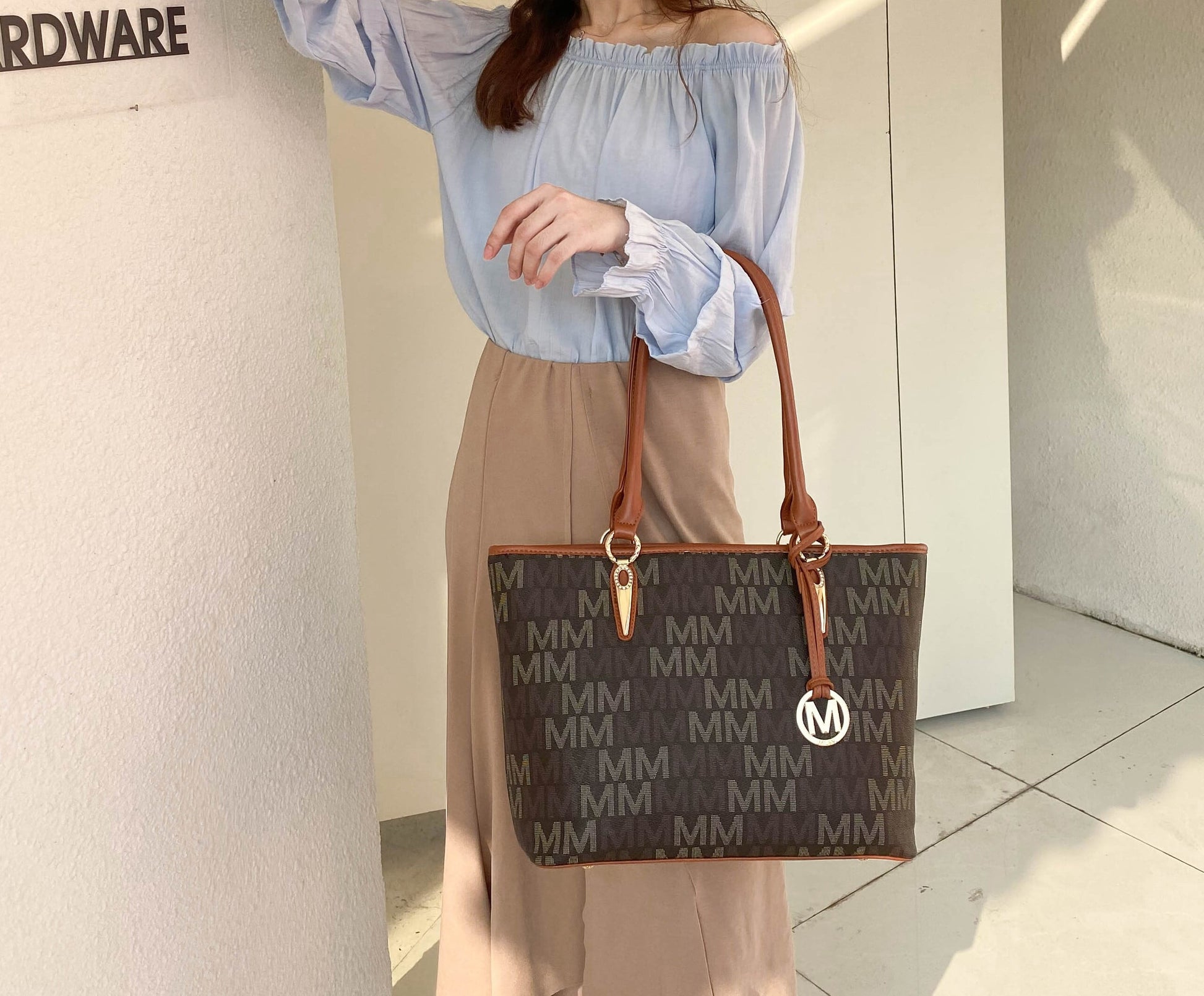 Tote Bag - 4 Pc Set - Tan