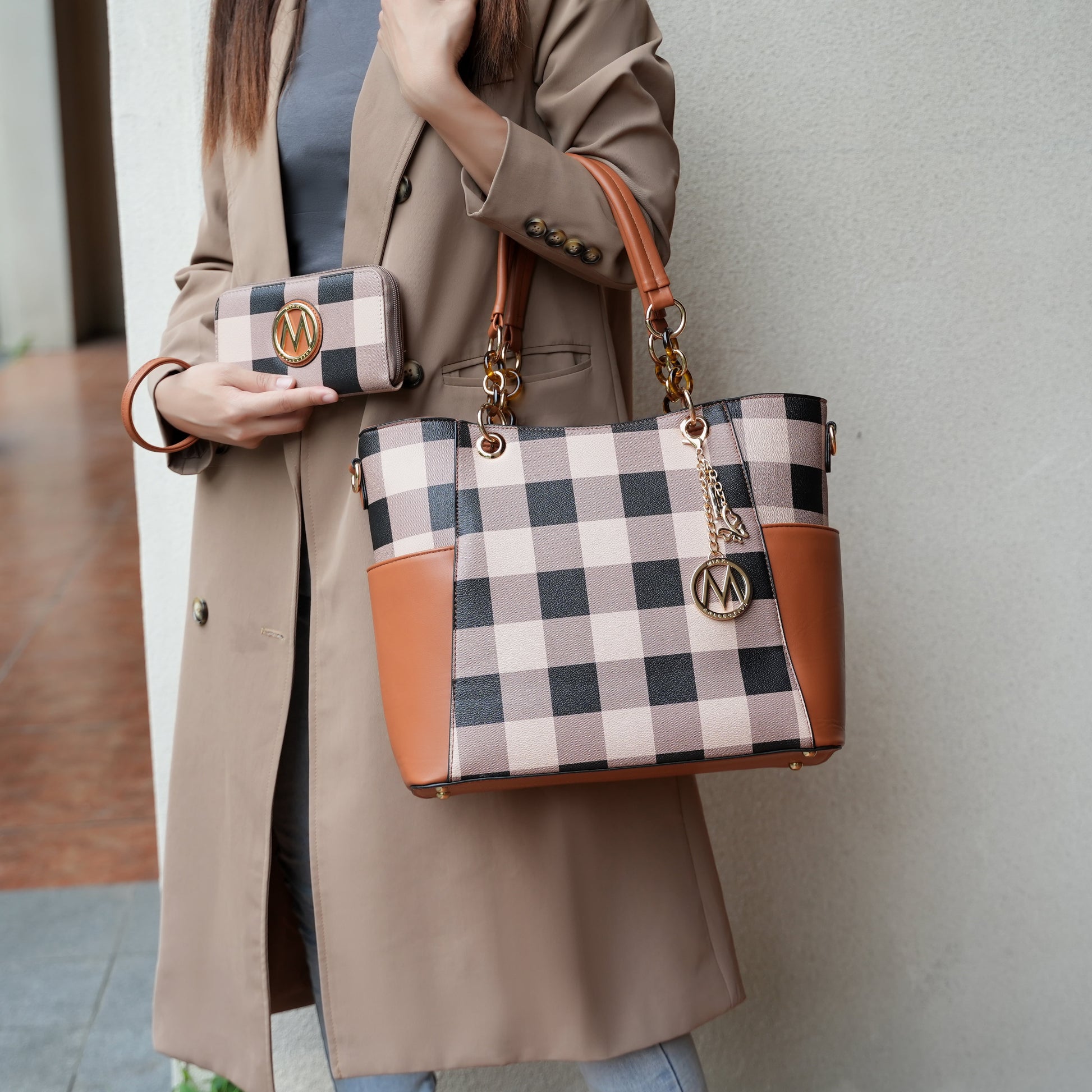 Bonita Checker Tote Bag with Wristlet Wallet